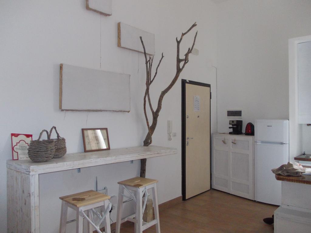 4 Camere A Трани Экстерьер фото